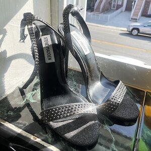 Steve Madden Grey sparkle heels